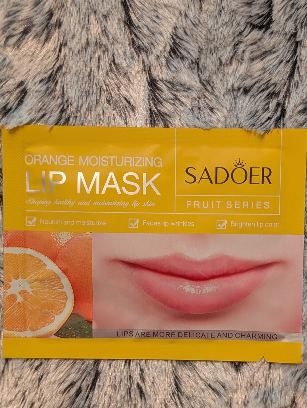 Assorted Lip Masks - Picture 2 of 11
